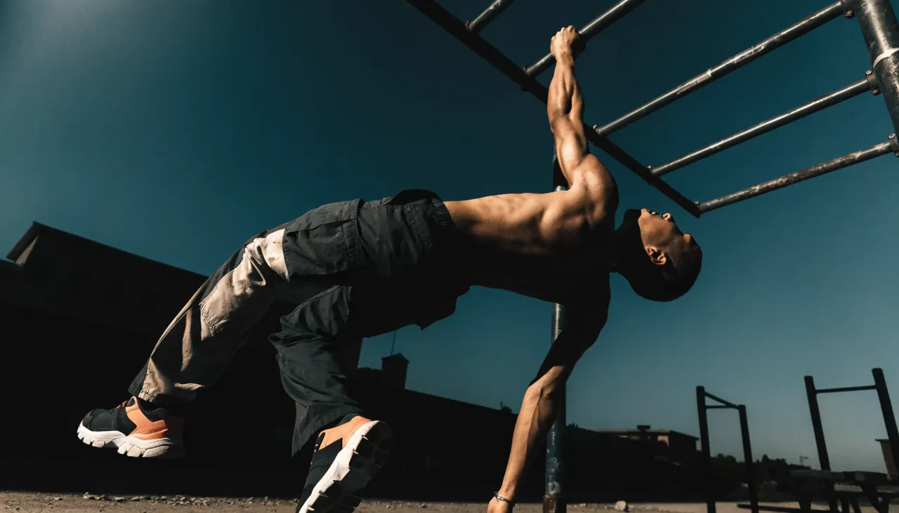 ¿CÓMO HACER UNA DOMINADA A UNA MANO? GUÍA ONE ARM PULL UP
